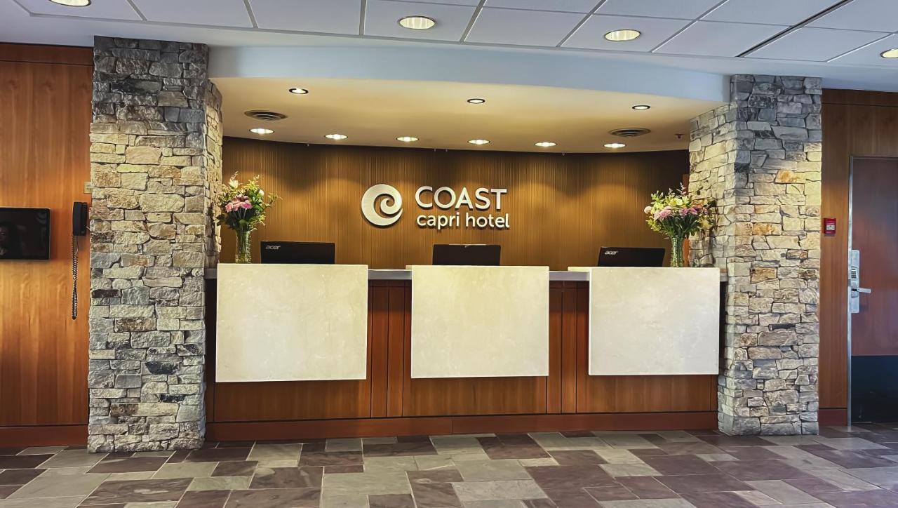 Coast Capri Hotel Kelowna Dış mekan fotoğraf